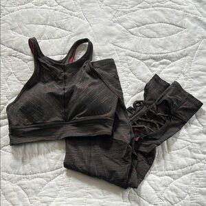 Prana Sports Bra and Leggings Matching Set Multicolor and Charcoal Small